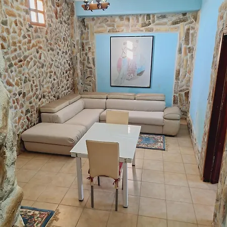 Casale D'amico Tatil Evi *